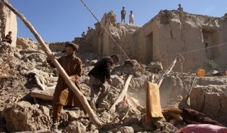 Động đất kinh hoàng ở Afghanistan, ít nhất 280 người chết