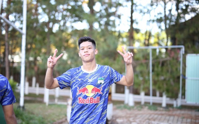 Cầu thủ HAGL được bổ sung lên U19 Việt Nam