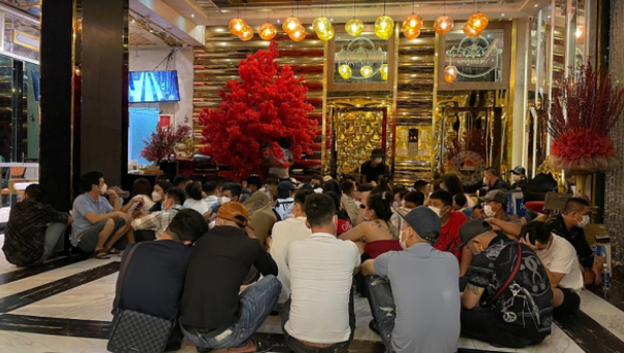 Phát hiện hàng trăm người dương tính ma túy trong quán karaoke ở Kiên Giang