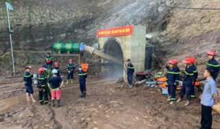 Tìm thấy thi thể nam công nhân bị lũ cuốn vào hầm thủy điện ở Điện Biên