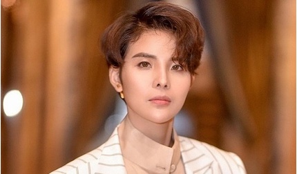 Vũ Cát Tường công khai xu hướng tính dục: 'Đối diện với cha sao khó quá'