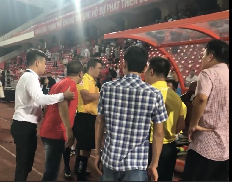 CLB Hải Phòng nhận án phạt nặng từ Ban kỷ luật Liên đoàn bóng đá Việt Nam