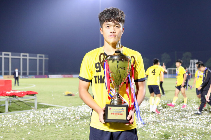 HAGL hết cửa chiêu mộ Vua phá lưới U19 Đông Nam Á Quốc Việt 