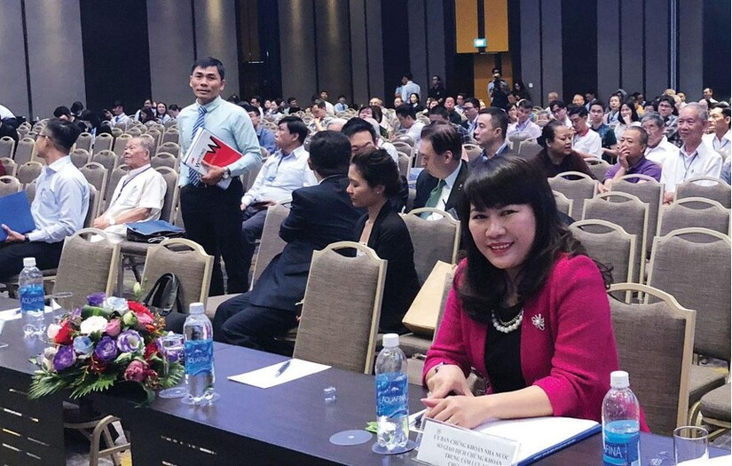 Bà Lương Thị Cẩm Tú tiếp tục giữ chức Chủ tịch HĐQT Eximbank nhiệm kỳ VII.