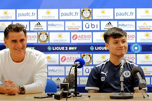 HLV Didier Tholot nhắn nhủ Quang Hải trước thềm vòng 3 Ligue 2
