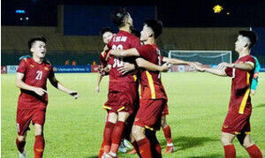 U19 Việt Nam vào chung kết sau chiến thắng tối thiểu trước U19 Thái Lan