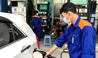 Giá xăng giảm lần thứ 5 liên tiếp, về mốc 23.000 đồng/lít