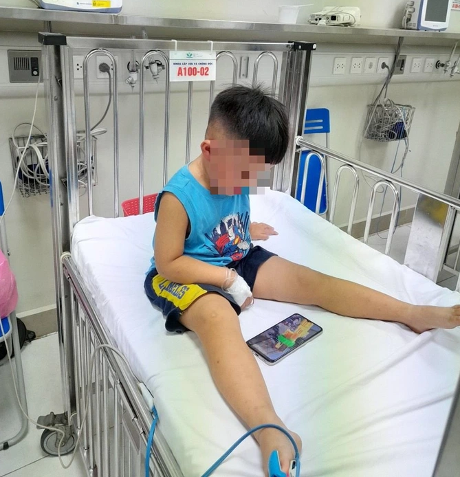 Hà Nam: Tạm giữ hình sự đối tượng siết cổ bé trai 3 tuổi rồi bỏ vào tủ đông