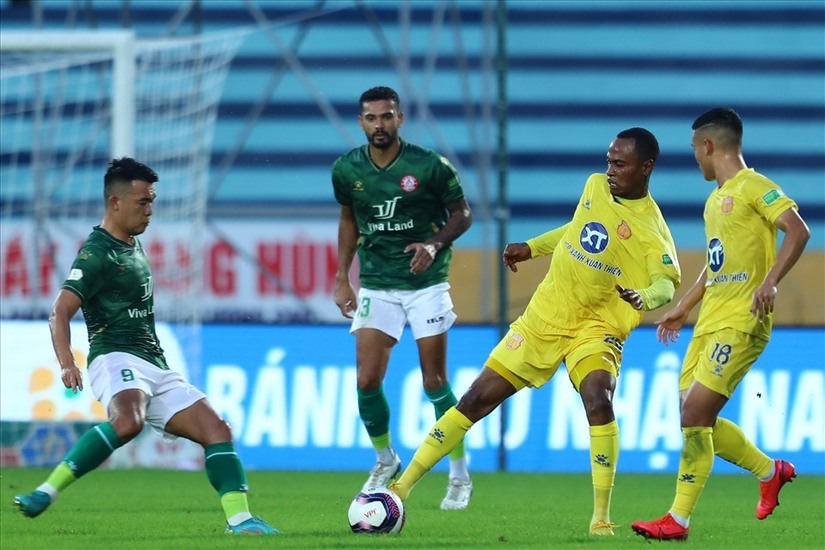 Nam Định chia tay tiền đạo Fagan trước thềm vòng 13 V.League