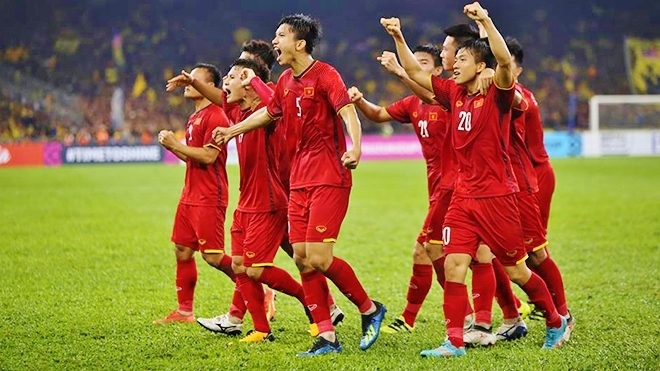 Tuyển Việt Nam tiếp tục bỏ xa Thái Lan trên bảng xếp hạng FIFA