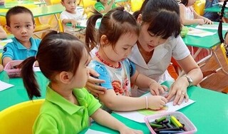 Phổ cập giáo dục mầm non cho trẻ mẫu giáo đối mặt khó khăn nào?