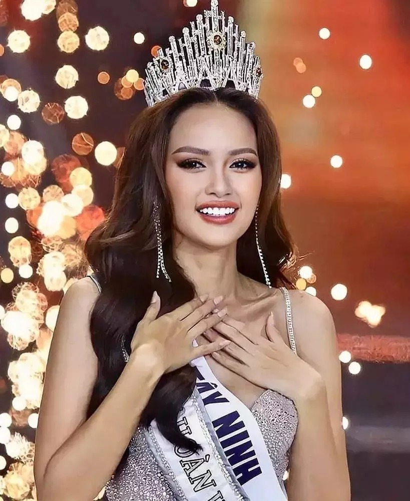 Miss Universe bị dời sang quý 1 năm 2023 có gây bất lợi cho Ngọc Châu?
