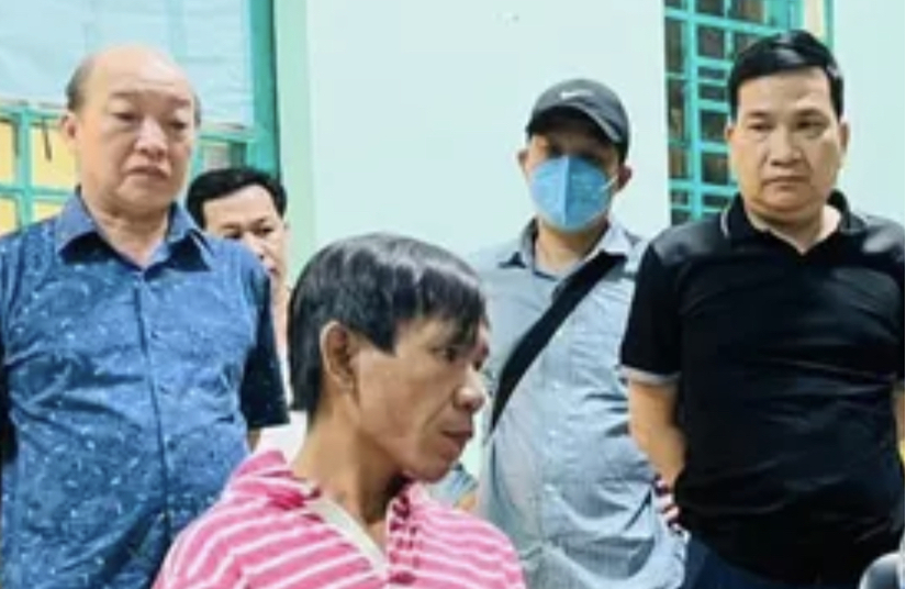 Bắt kẻ cướp ngân hàng Vietcombank ở Đồng Nai, thu giữ tiền, súng và xe máy