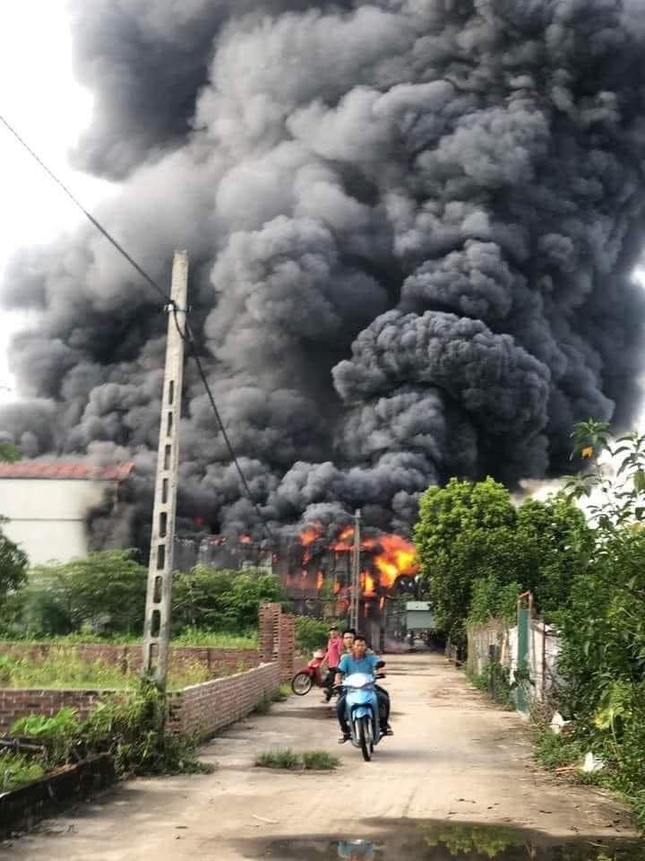 Phó Thủ tướng Thường trực yêu cầu khẩn trương điều tra nguyên nhân vụ cháy làm 3 mẹ con tử vong ở Hà Nội