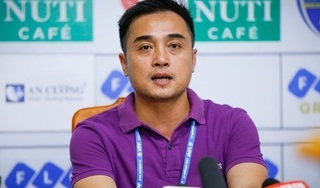 HLV Đức Thắng chê Schmidt sau trận hòa Hải Phòng FC
