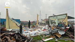 Những thiệt hại ban đầu sau khi bão số 4 Noru đổ bộ vào miền Trung