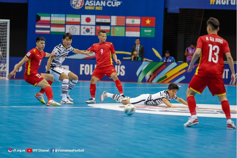HLV futsal Việt Nam hài lòng sau chiến thắng ấn tượng trước Hàn Quốc