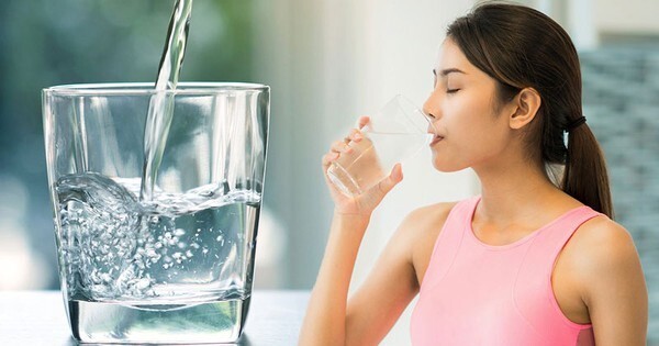 đau dạ dày nên uống nước gì