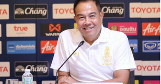 Chủ tịch liên đoàn bóng đá Thái Lan không ngại từ chức