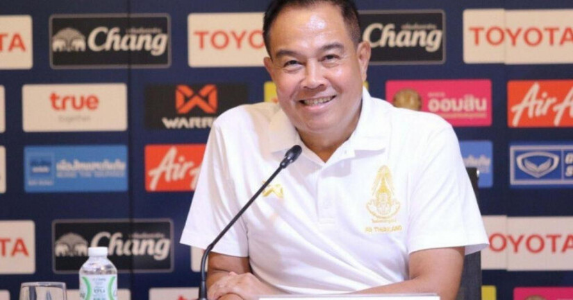 Chủ tịch liên đoàn bóng đá Thái Lan không ngại từ chức