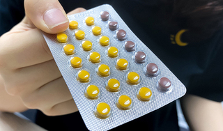 Uống nhầm 21 viên thuốc tránh thai của mẹ, nam sinh lớp 9 phải nhập viện cấp cứu