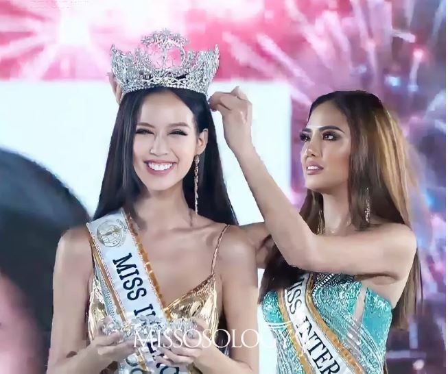 Miss Intercontinental 2022 Bảo Ngọc khoe cận vương miện 8 tỷ khiến ai cũng trầm trồ