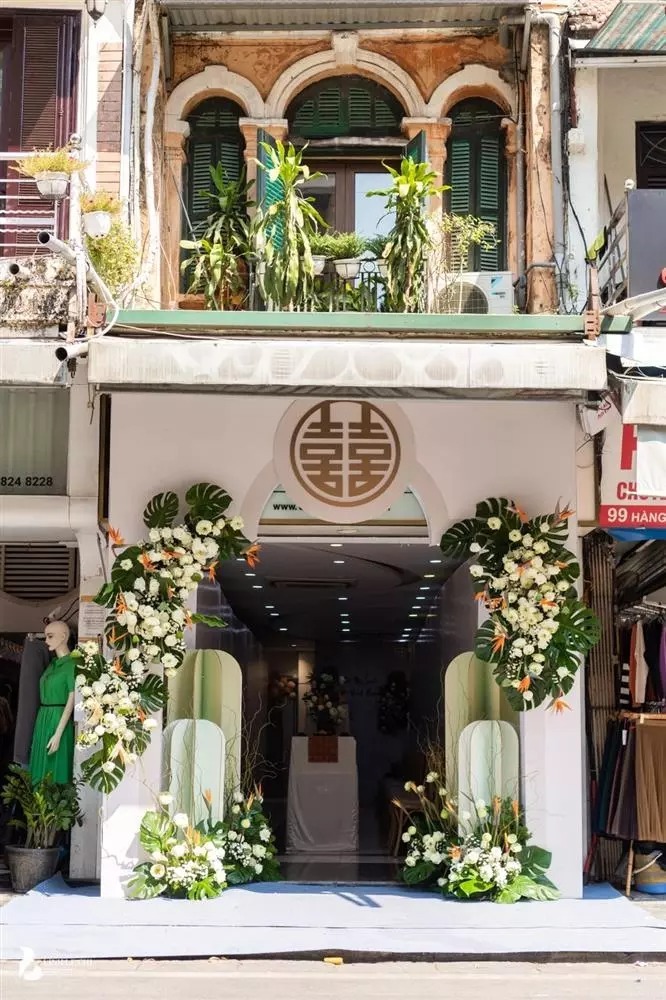 Căn nhà phố cổ của Hoa hậu Đỗ Mỹ Linh lần đầu được hé lộ sau lễ ăn hỏi
