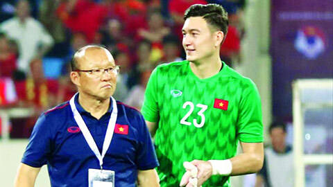Đặng Văn Lâm quyết tâm vô địch AFF Cup để tri ân thầy Park 