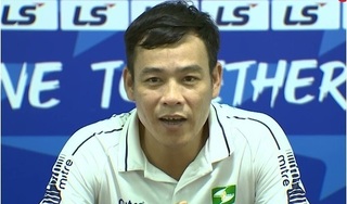 HLV Huy Hoàng nói gì khi SLNA thoát thua trước TP.HCM ở vòng 21?