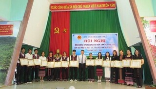 Vinh danh 60 giáo viên, học sinh, sinh viên dân tộc thiểu số tại Thừa Thiên - Huế
