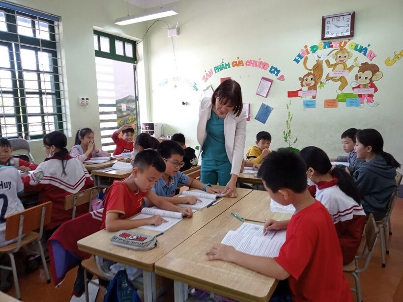 Cô giáo Lào Cai dành trọn tâm huyết cho giáo dục vùng khó