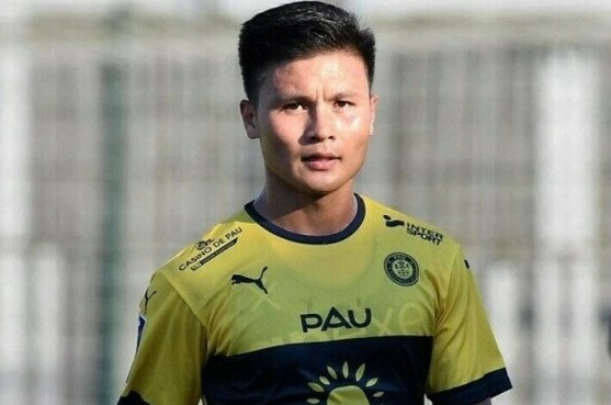 Quang Hải không dự trận giao hữu với Dortmund