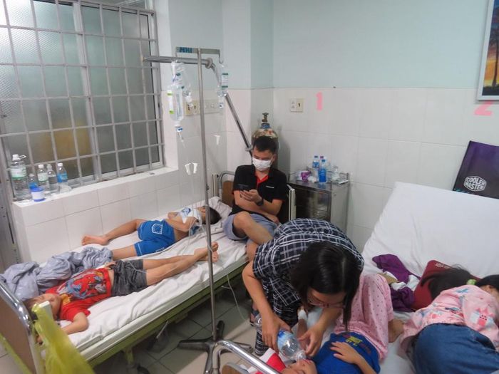 Vụ ngộ độc thực phẩm ở trường iSCHOOL Nha Trang: 1 học sinh lớp 1 tử vong