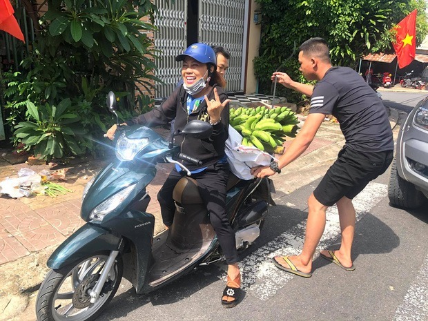 Biến cố thình lình ập đến, sự nghiệp sao Việt tụt dốc không phanh