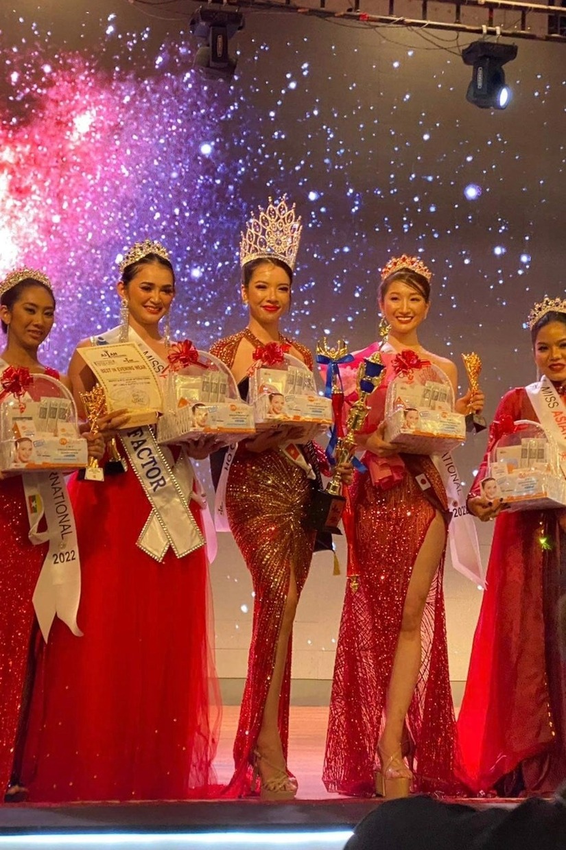 Thùy Dung rạng rỡ về nước sau khi đăng quang Hoa hậu châu Á 2022
