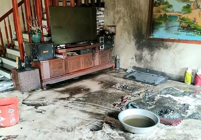 Vụ 3 con gái đốt nhà mẹ ở Hưng Yên người mẹ đã qua đời