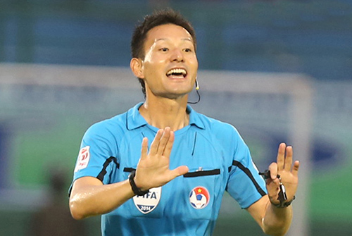 Trọng tài bắt trận Việt Nam – Malaysia ở AFF Cup 