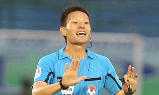 Trọng tài bắt trận Việt Nam – Malaysia ở AFF Cup là ai?