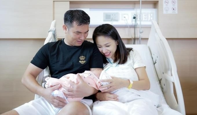 Sao Việt hạnh phúc chào đón nhóc tì ra đời trong năm 2022