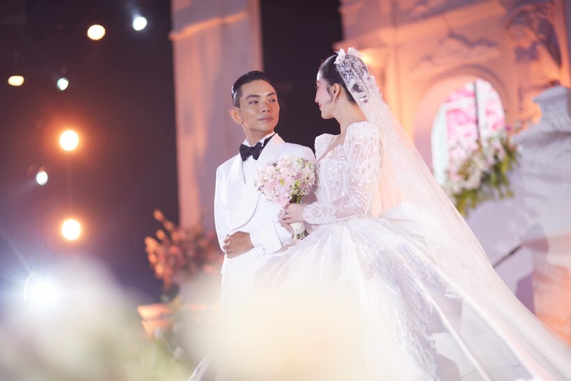 Khánh Thi tiết lộ những lời dèm pha đã phần nào vơi đi sau đám cưới