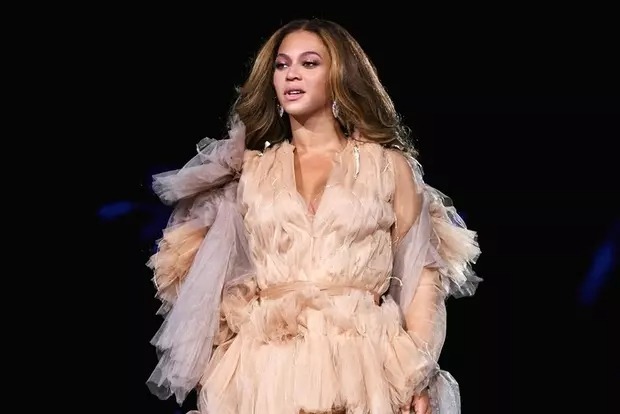 Beyoncé được trả cát-sê gần 500 tỷ đồng để trình diễn đêm giao thừa