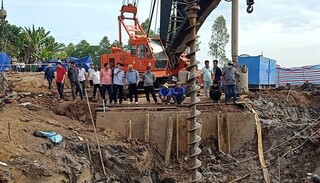 Thủ tướng chỉ đạo tập trung cứu nạn bé trai rơi xuống ống cọc bê tông tại Đồng Tháp