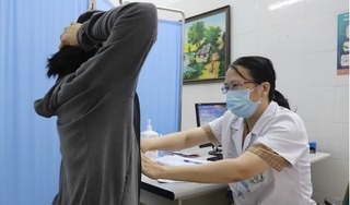 Cụ bà 91 tuổi bị ung thư dạ dày phục hồi ngoạn mục nhờ kỹ thuật điều trị giảm nhẹ đau đớn