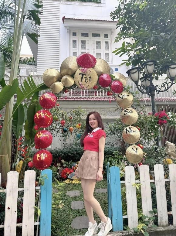  Sao Việt khoe ảnh trang trí nhà cửa rực rỡ đón Tết  Qúy Mão 2023