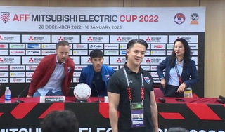 Trợ lý ngôn ngữ tuyển Thái Lan đối diện án phạt từ BTC AFF Cup