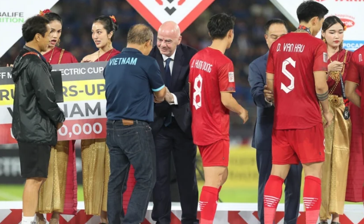 Tuyển Thái Lan và Việt Nam nhận thưởng lớn ở AFF Cup