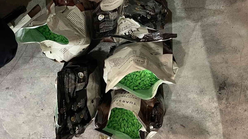 Bắt giữ hơn 58kg ma túy trong vỏ bọc sô cô la gửi về Việt Nam