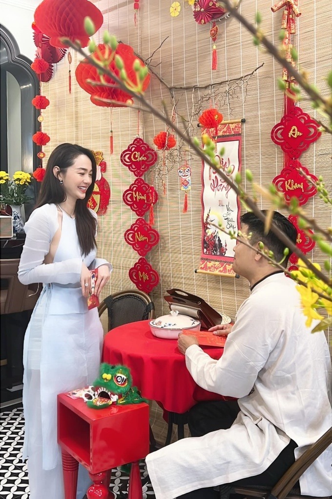 Những cô dâu mới showbiz Việt năm đầu ăn Tết nhà chồng năm 2023 