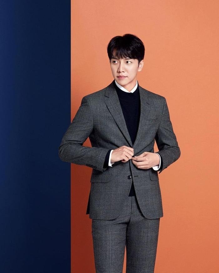 Lee Seung Gi bất ngờ tuyên bố kết hôn sau 3 năm hẹn hò 