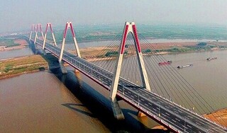 Hà Nội cấm xe qua cầu Nhật Tân theo giờ trong 7 ngày để kiểm định chất lượng